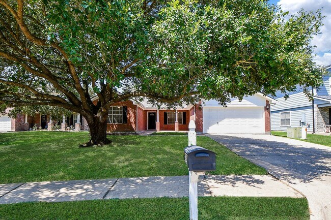 Building Photo - 835 Victoria Lakes Dr