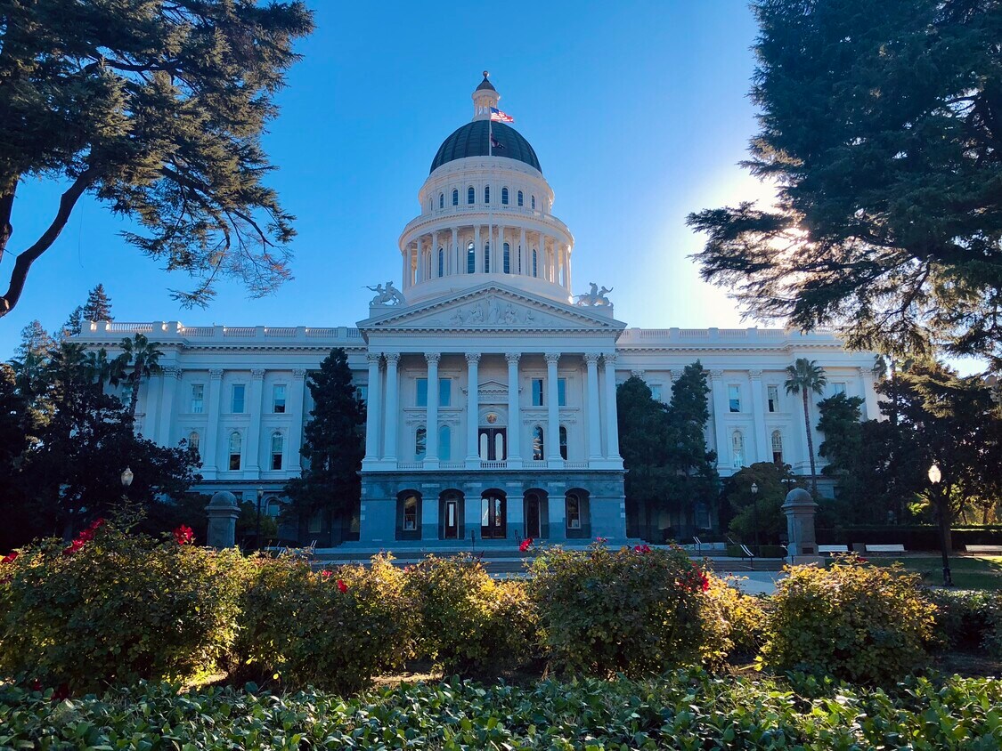 500 N St Unit 1204, Sacramento, CA 95814 Condo for Rent in