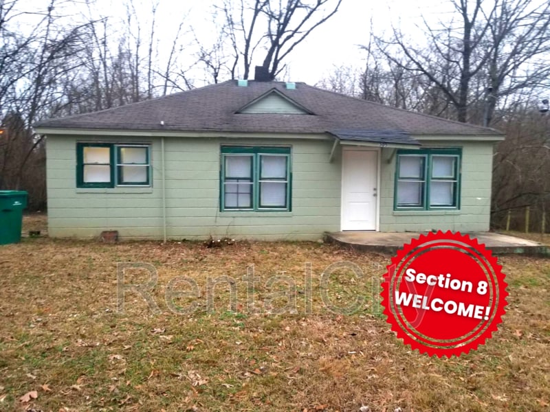 Primary Photo - 305 Hillcrest Cir Dr