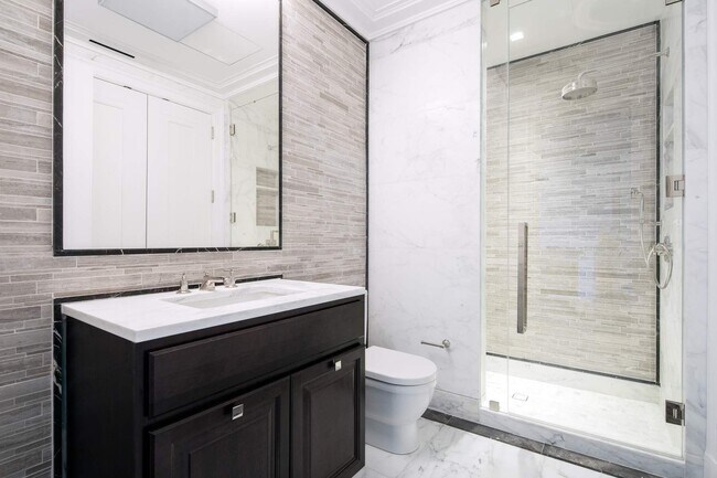 Foto del edificio - 235 W 75th St