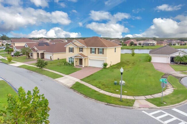 Foto del edificio - 2437 Addison Creek Dr