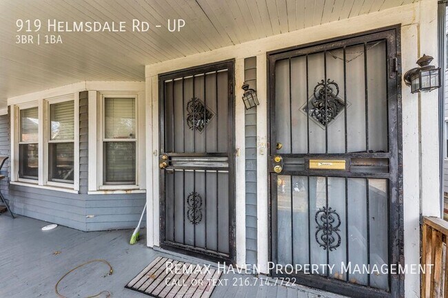 Building Photo - 919 Helmsdale Rd