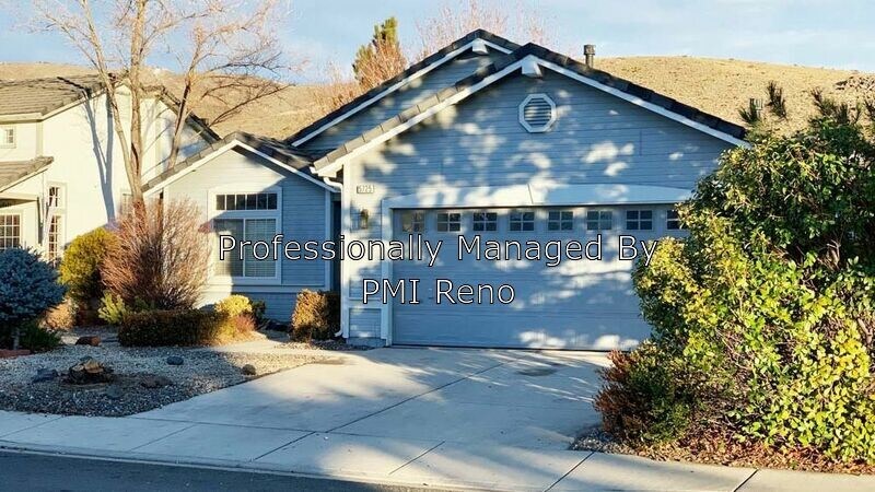 Foto principal - 5725 W Brookdale Dr