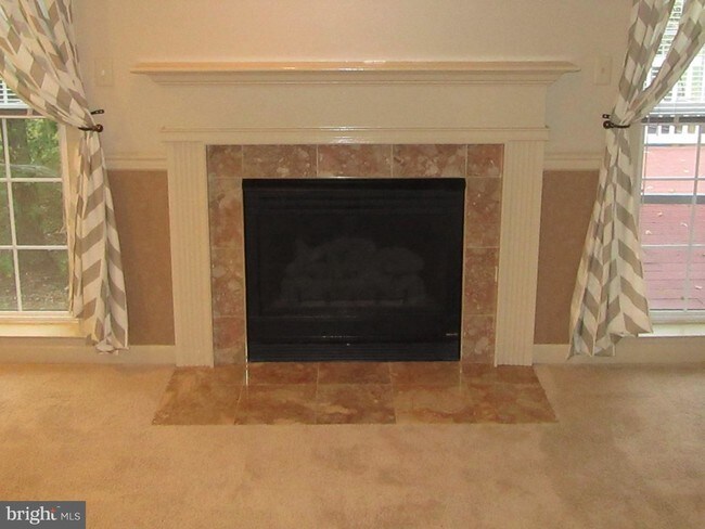 Building Photo - 360 Mourning Dove Dr