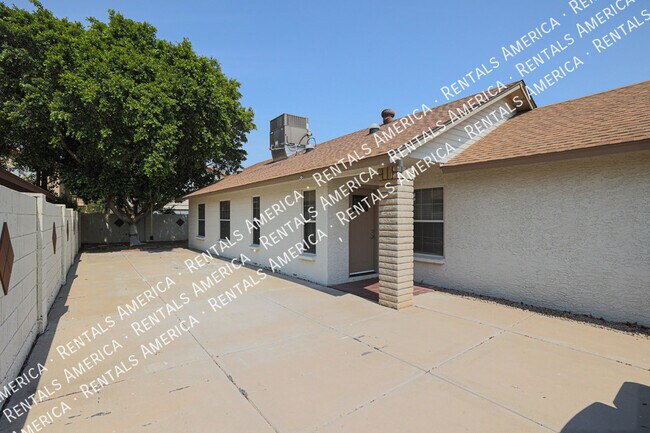 Foto del edificio - 18238 N 17th Way