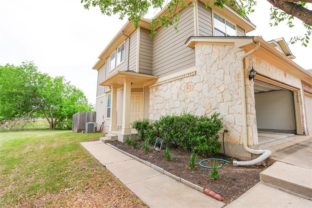 Foto principal - 721 Jane Austen Trail