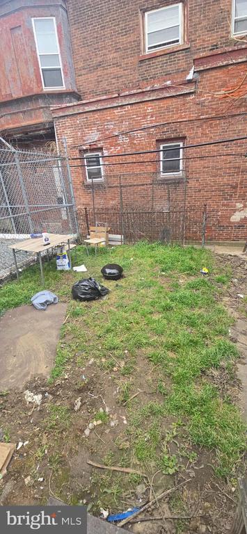 Foto del edificio - 3258 N Park Ave