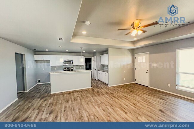 Building Photo - 3 Bedroom Home Available SOON