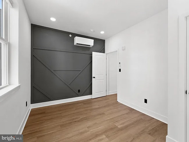 Spacious bedroom with wall heat/ac - 2331 N Front St