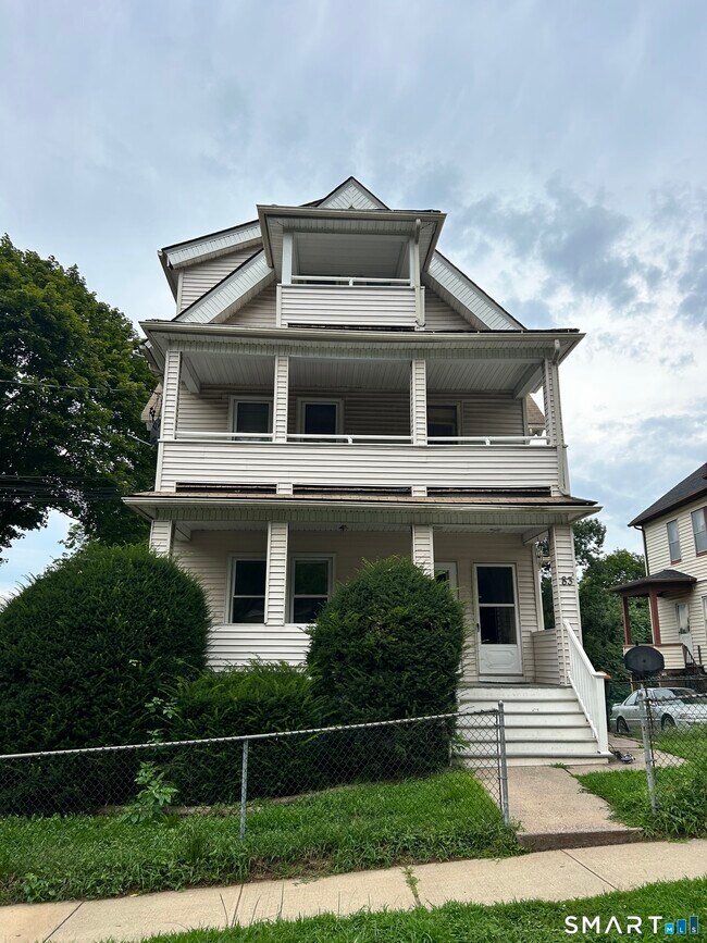 Foto del edificio - 83 Pleasant St