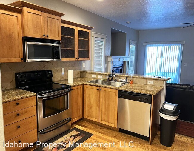 Foto del edificio - 3 br, 2 bath House - 2901 N Elisha Ave