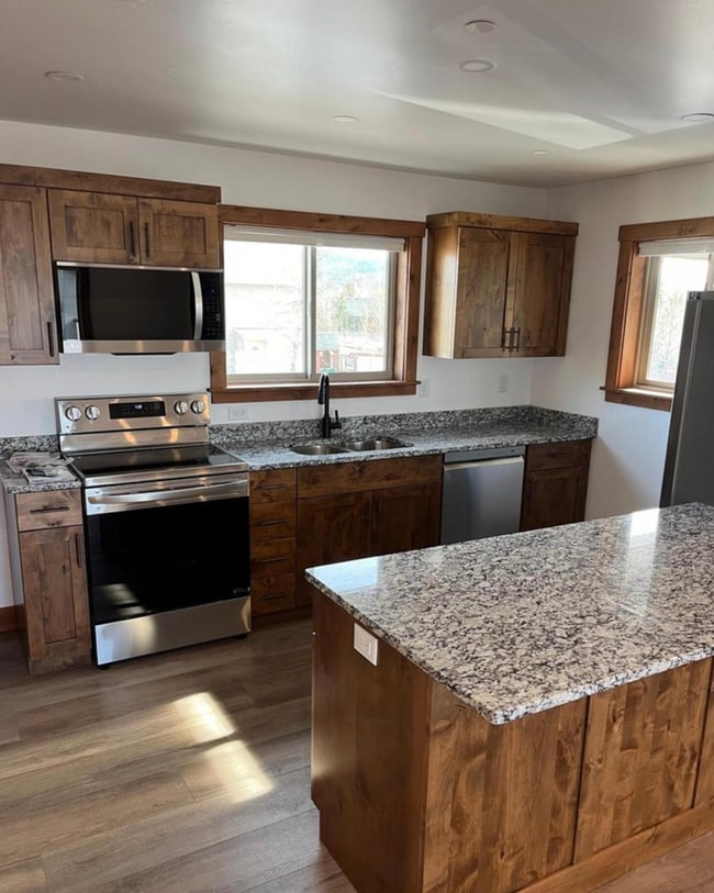 Building Photo - 48 Cedron Rd