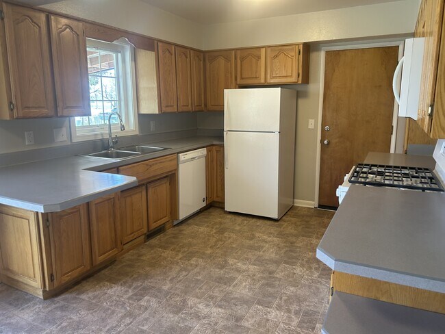 Foto del edificio - 3326 Winchell Ln