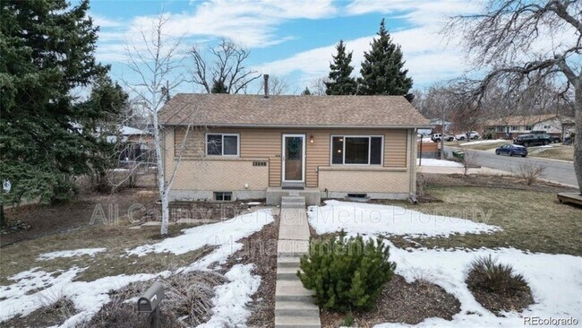 Building Photo - 12098 W Virginia Dr