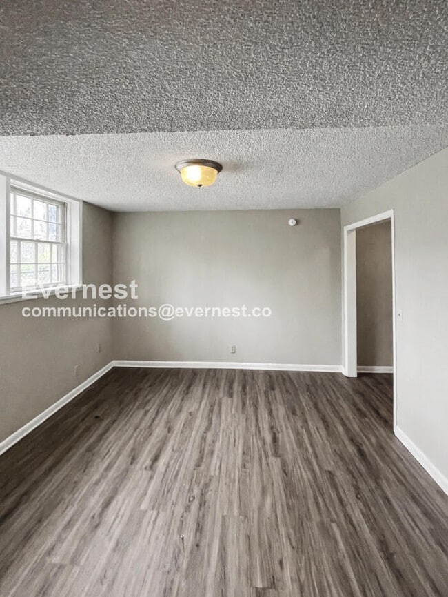 Building Photo - 4274 Sweden Dr