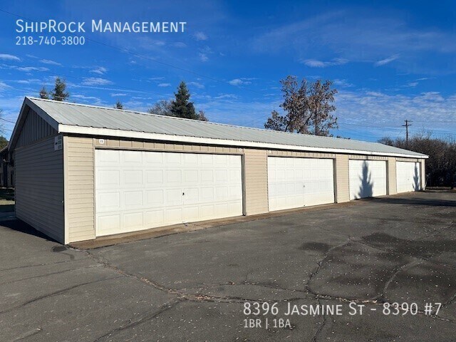 Building Photo - 8396 Jasmine St