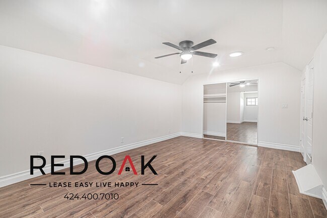 Foto del edificio - 3425 Walton Ave