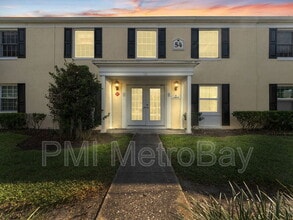 Building Photo - 13693 Orange Sunset Dr