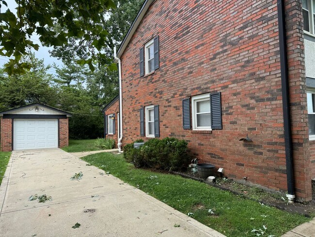 Foto del edificio - 4763-4765-4765 Nugent Dr