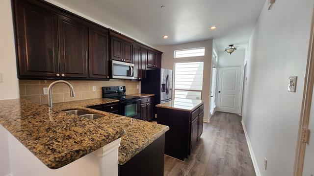 Foto del edificio - 4842 Empire Way