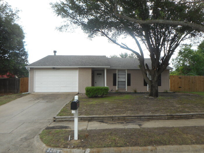 Foto principal - 3209 Chalmette Ct