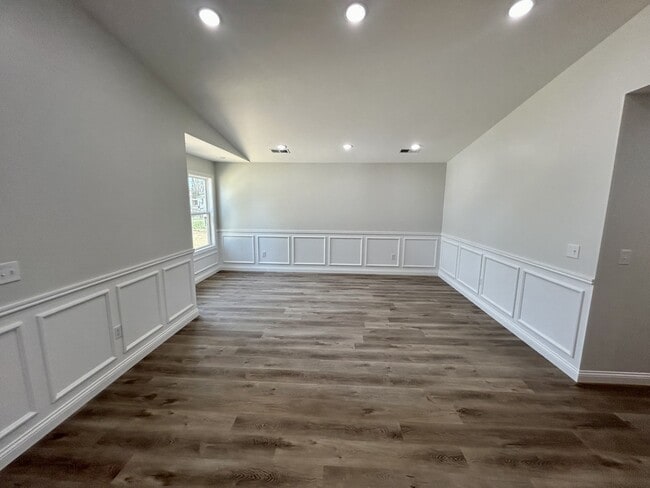 Building Photo - 75 Bluegrass Rd