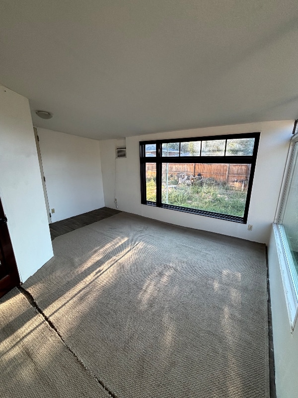 Photo - 1085 Kingston St House