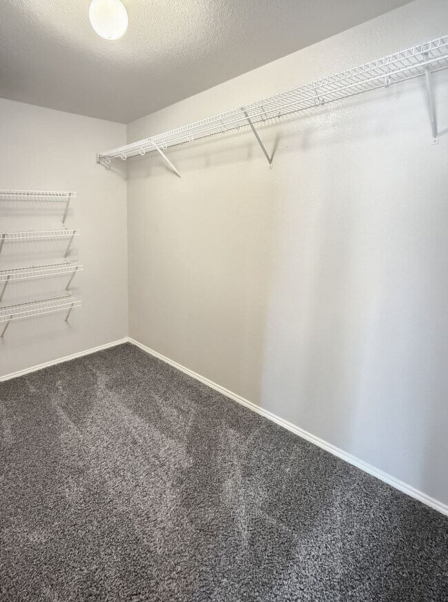 Photo - Stylish 3-Bedroom Home