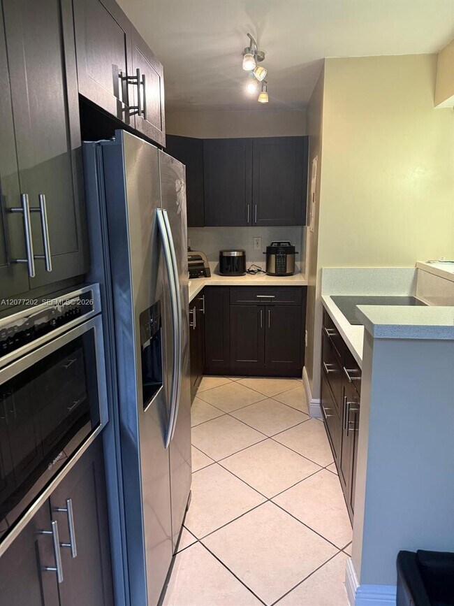 Foto del edificio - 7405 SW 152nd Ave