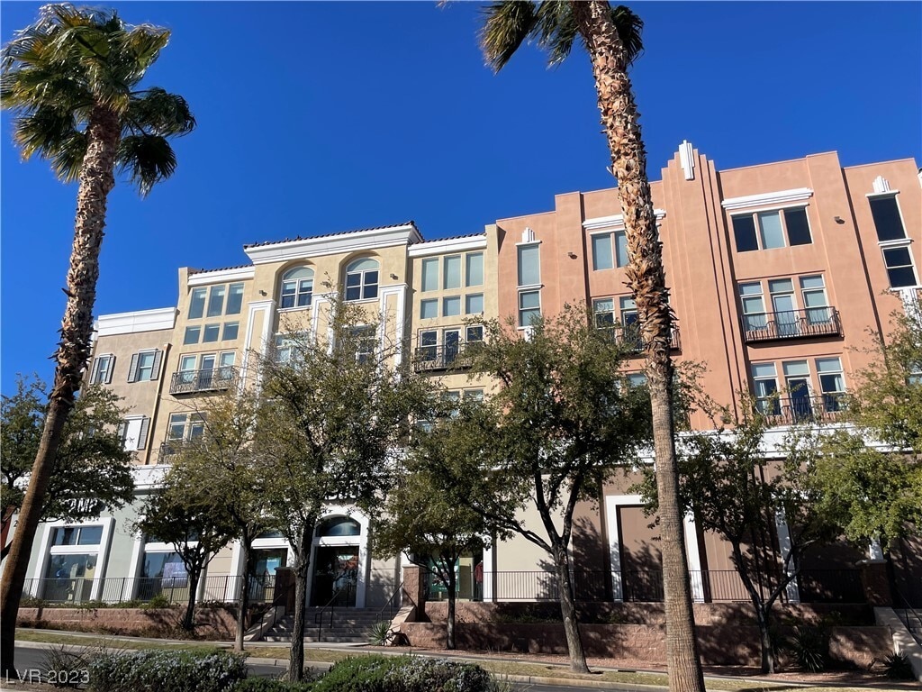 2220 Village Walk Dr Unit 3315, Henderson, NV 89052 Condo for Rent in