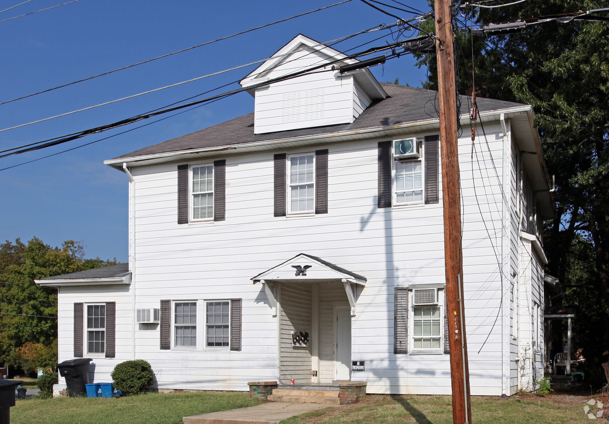Foto principal - 117 Tucker St