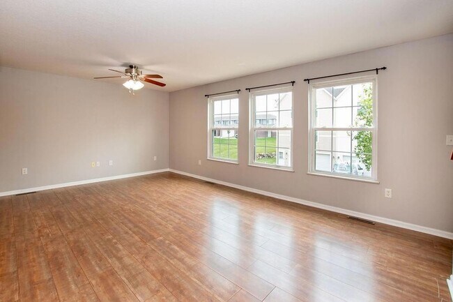 Foto del edificio - 1062 10th Ave NW