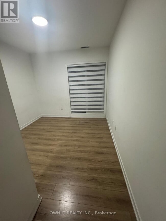 Building Photo - 20 Lagerfeld Dr