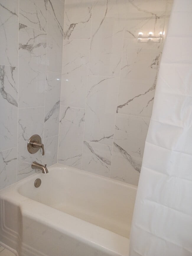 Foto del edificio - 12504 E 33rd St S