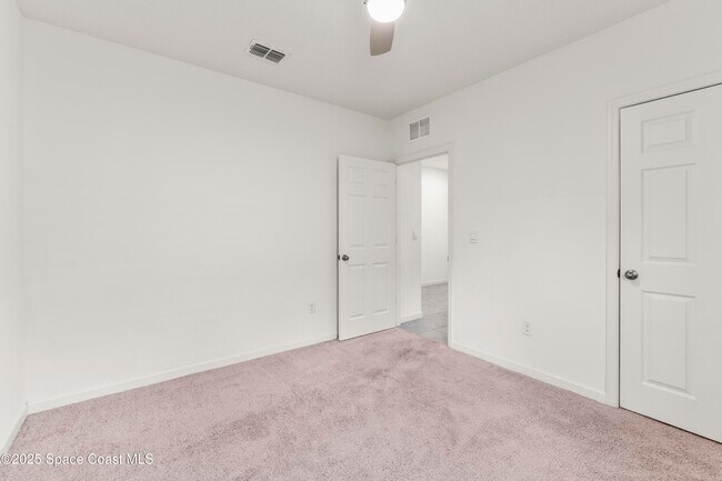 Foto del edificio - 5102 Talbot Blvd