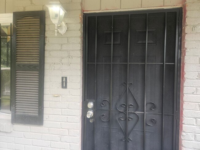 Foto del edificio - 3 Bedroom 1 bath home