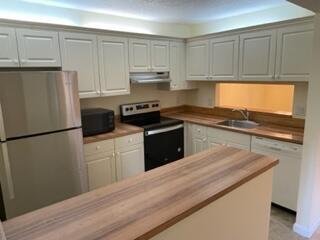 Foto del edificio - 6504 Chasewood Dr