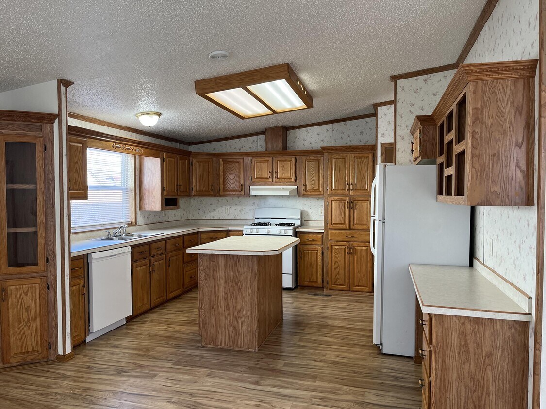 210 S 7th Ave, Brighton, CO 80601 House Rental in Brighton, CO