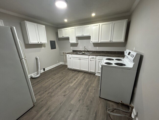 Foto del edificio - 112 Holland Ave