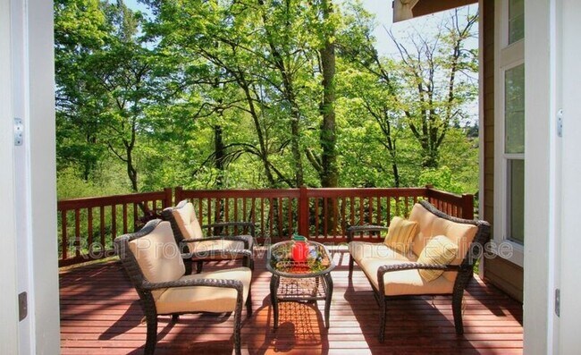 Foto del edificio - 11011 NE 100th Pl