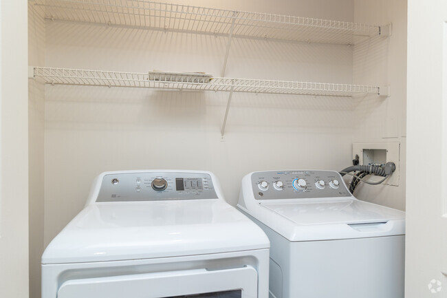 1BR, 1BA - 675SF - Laundry - Crawford Square Apartments