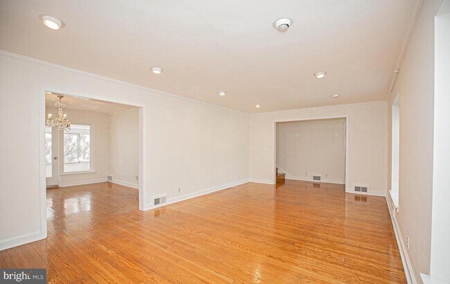 Foto del edificio - 526 Williams Rd