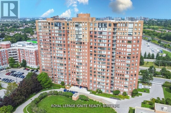 Building Photo - 330 McCowan Rd