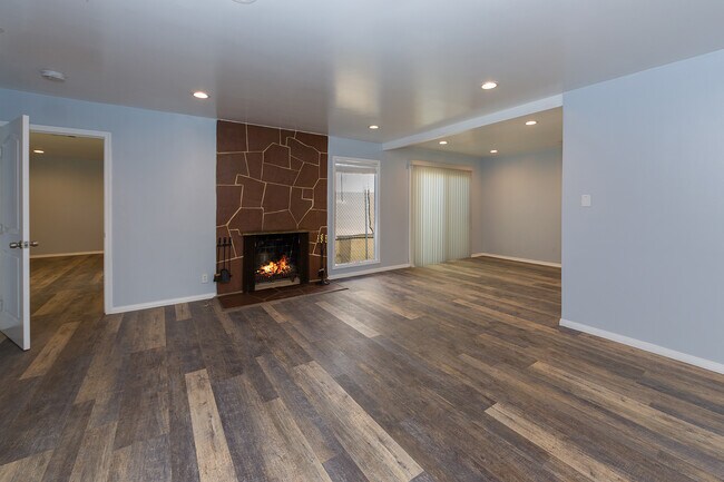 Foto del edificio - 5202 Woodman Ave