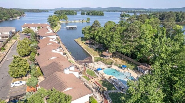 Foto del edificio - 5371 Central Ave