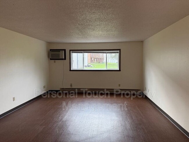 Foto del edificio - 1050 Front St