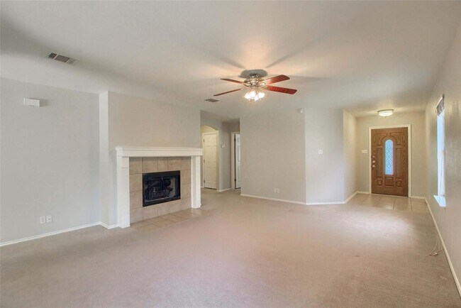 Building Photo - 310 Brentwood Dr