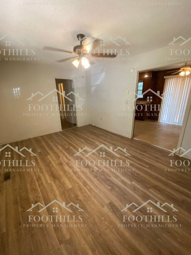 Foto del edificio - Ideal Anderson Home for Comfortable Living!