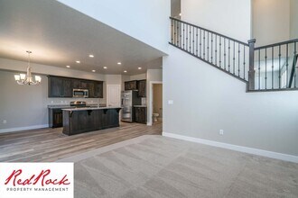 Building Photo - 488 W 540 N