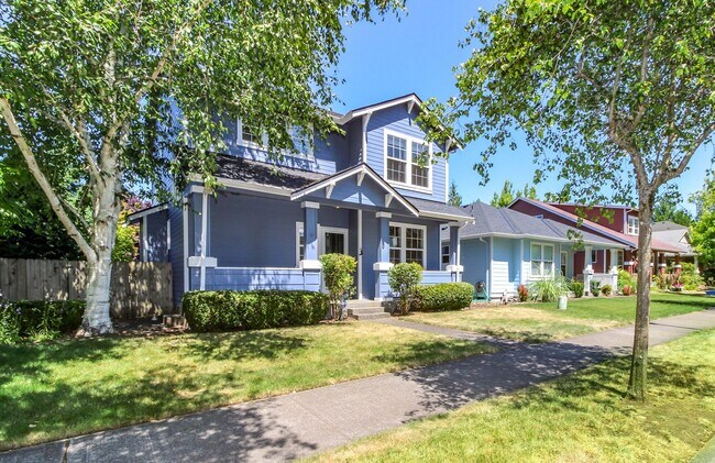 Building Photo - Charming 3-bedroom Craftsman Style DuPont ...
